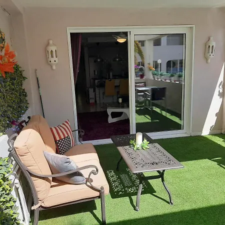 Apartamento Recently Refurbished, Large, 1 Bed Apartment, In Quiet Location Chayofa