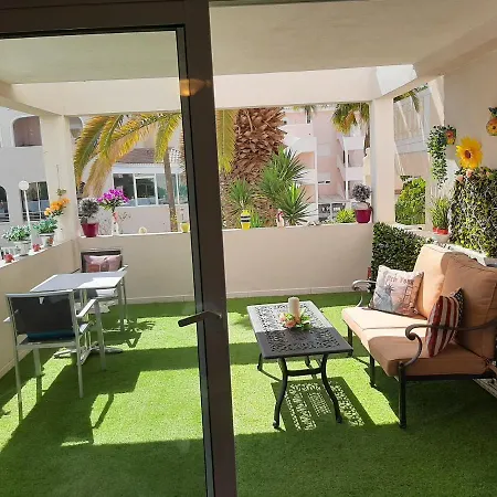Recently Refurbished, Large, 1 Bed Apartment, In Quiet Location *