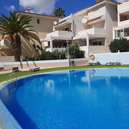 Lejlighed Recently Refurbished, Large, 1 Bed Apartment, In Quiet Location
